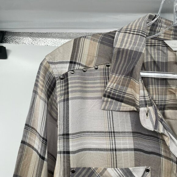 CJ Banks Womens Plaid Button Up Top Long Sleeve Multicolored Size X Studded - Picture 5 of 9